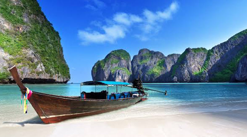 Phuket hotels slash rates to draw tourists ahead of Diwali