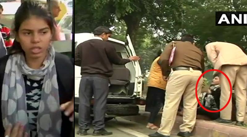 Delhi Police alleged misbehaved with a woman protesting over rape case