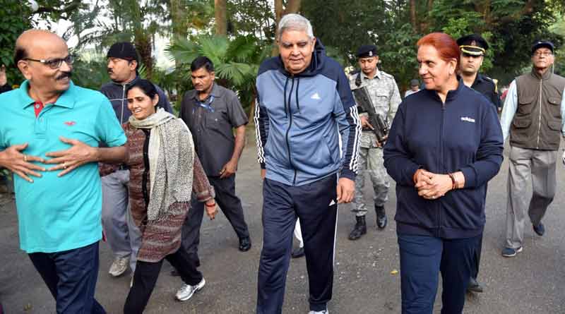 Governor entered into Botanical Garden driving car,raises controversy