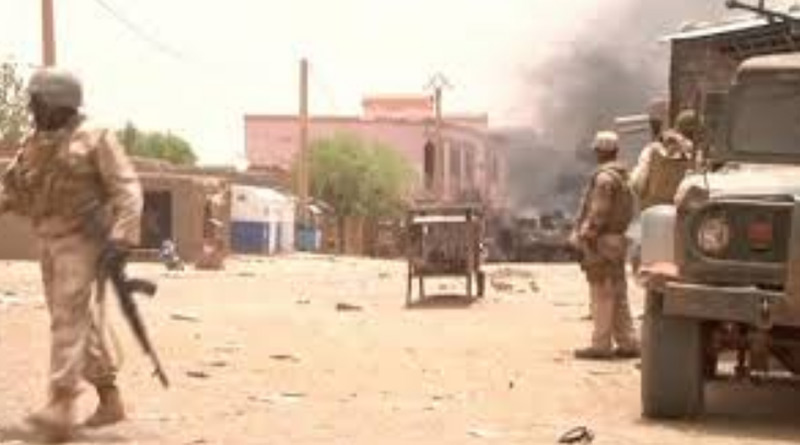 Mali: Dozens of troops killed in military outpost attack