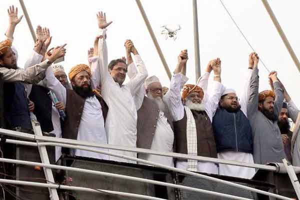Pak-Opposition