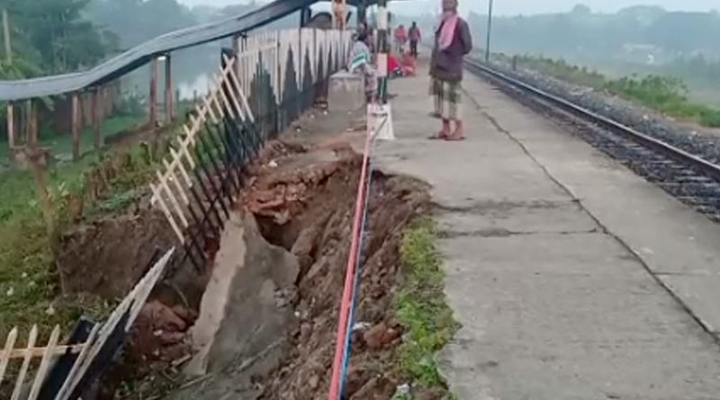 A section of Beliaghata train station caves in, no injury reported