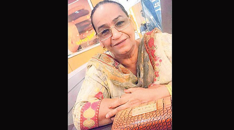 Police interrogates some relatives on Gariahat's old lady murder case