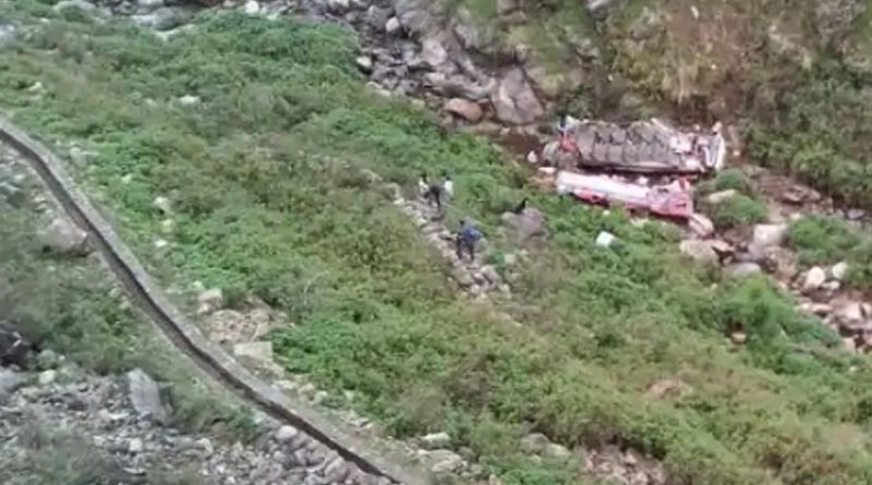 14 people Died, Several Injured in a Bus Accident in Nepal