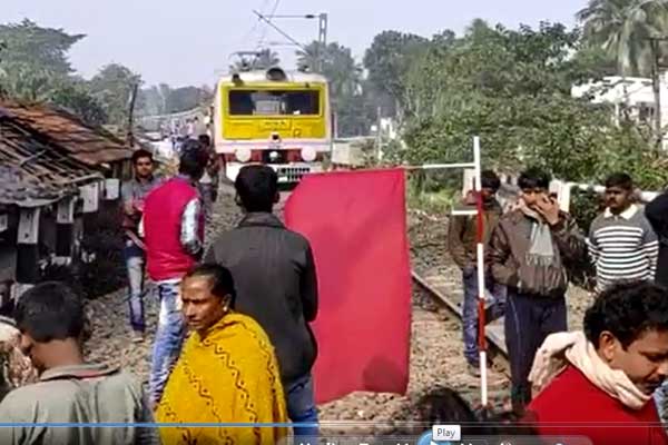 bongaon-ranaghat-train1