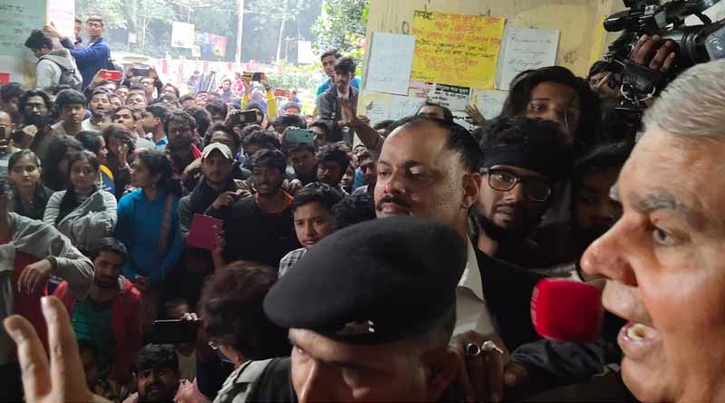 Governor Jagdeep Dhankhar tries to pacify agitating JU students