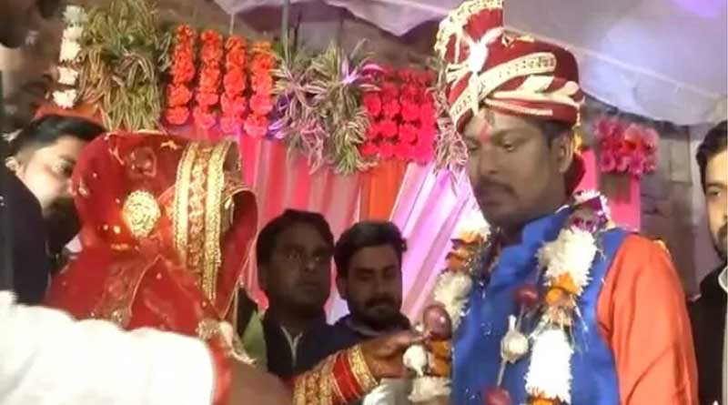 Varanasi: Bride and groom exchanged garlands of onion