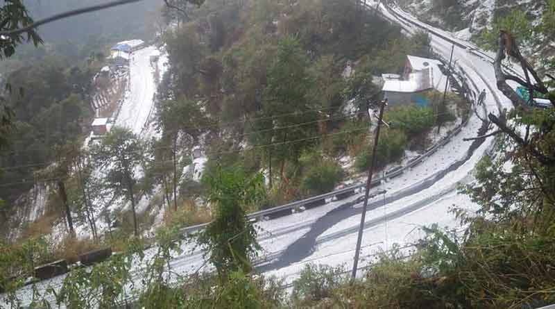 Rain in Siliguri in the morning dips temparature les sthan 10 degree