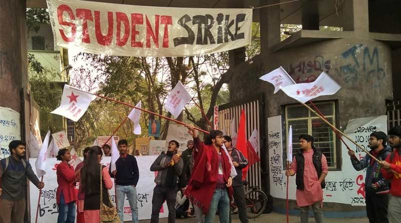 Jadavpur University students observe bandh peacefully