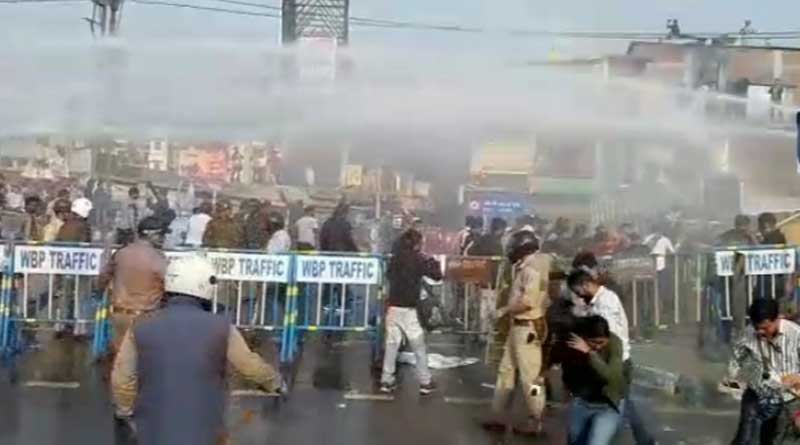 Clashes between police and DYFI members in Siliguri
