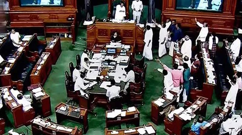 Now Congress MPs raise 'Azadi' slogan in Lok Sabha