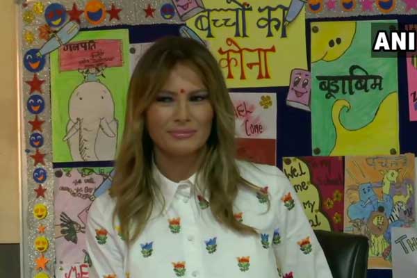 melania-school-room