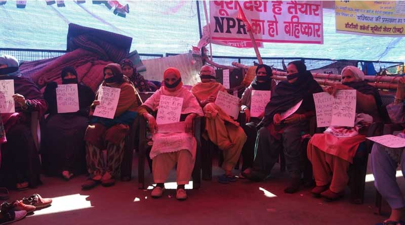 Shaheen Bagh stages silent protest, maintains political neutrality