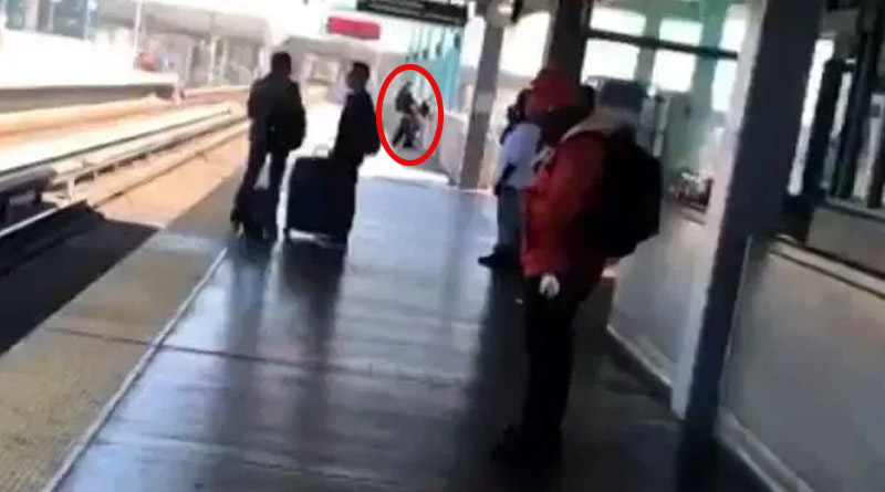 A couple doing daylight intercourse session at LA metro station