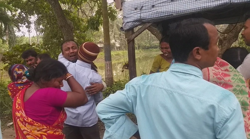A seven year old child died due to stuck a part of balloon in his throat