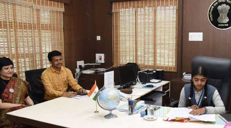 School students in Maharastra got chance to chair District magistrate for one day