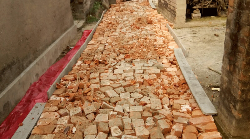 In Baruipur natives lodge complain for making road through bad material