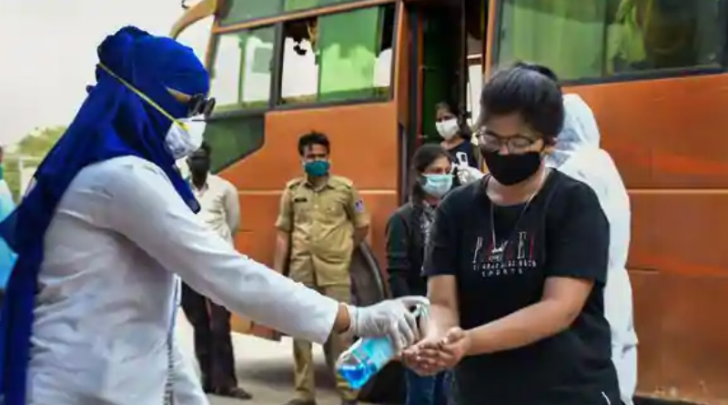 Students stuck in Kota returns back to West Bengal before sunday