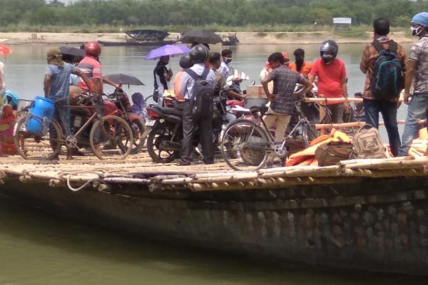 Katwa-ferry1