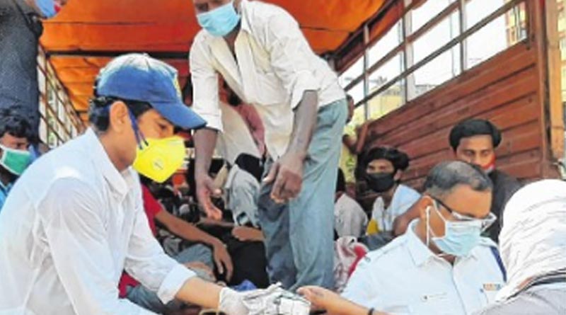 Laxmi Ratan Shukla sent 100 migrant family home