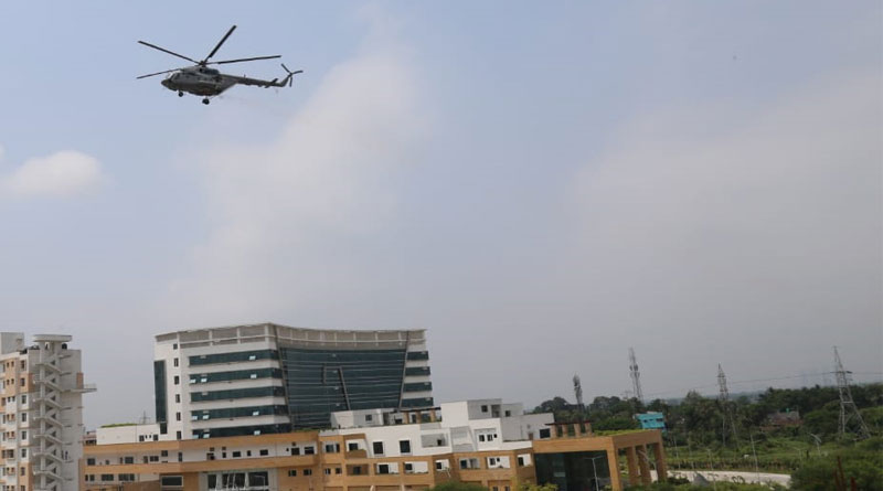 Fly past to flower showers, in armed forces' tribute to Corona virus Warriors