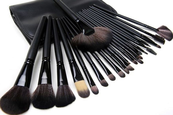 Make-up-brush