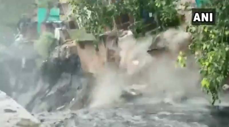 Delhi: A house collapsed in the slum area of Anna Nagar near ITO