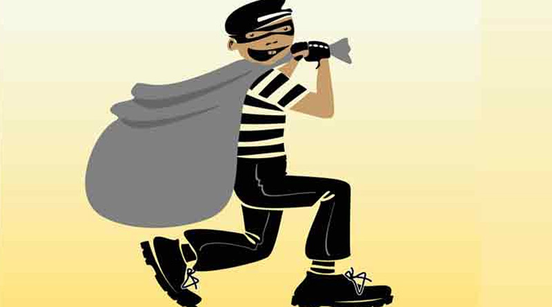 Theif looted money and jewellery from covid patient's house in Pujali