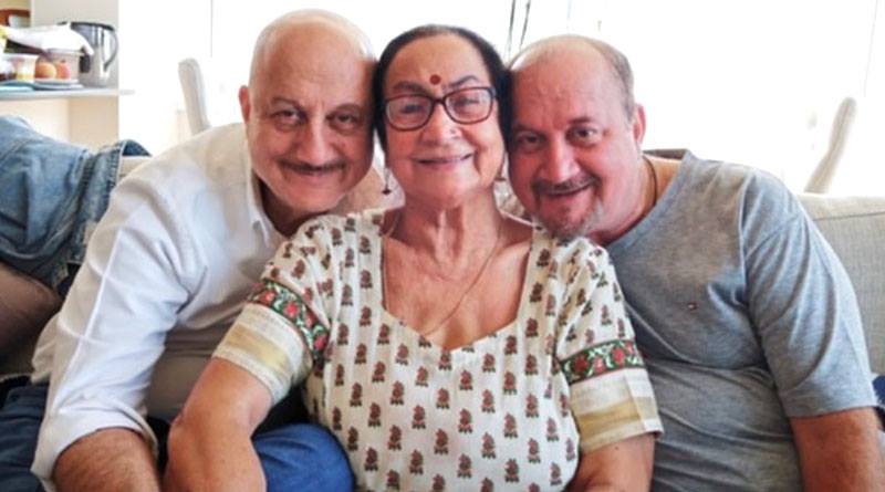 Actor Anupam Kher’s mother, brother, tests positive for Corona