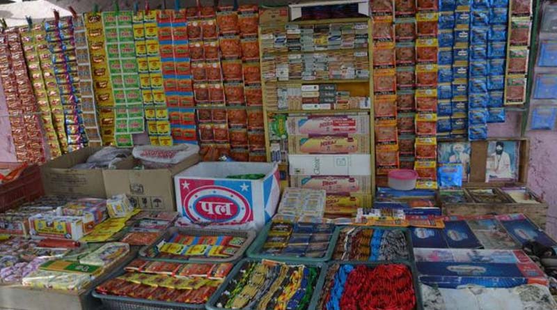 COVID-19 patient flees from UP hospital to eat 'paan masala'