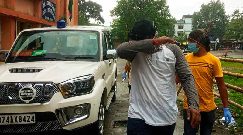 Three youth arrested from covid special train for smuggling gold