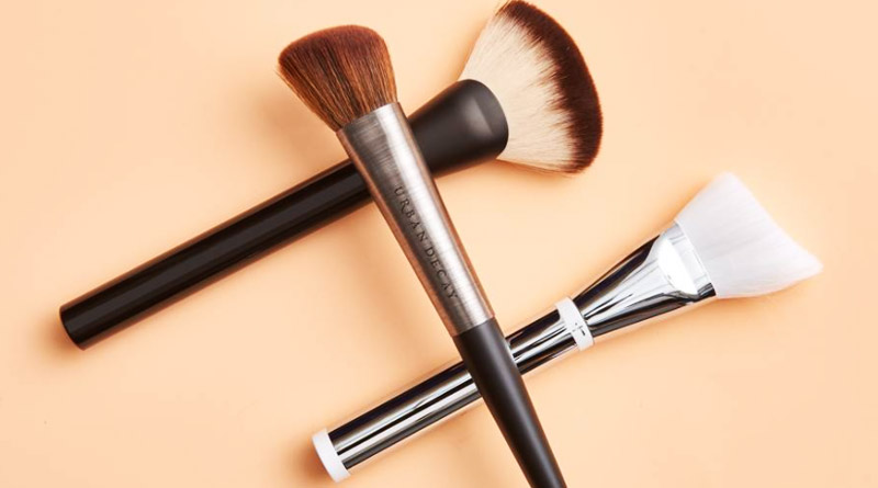Make-up-brush care