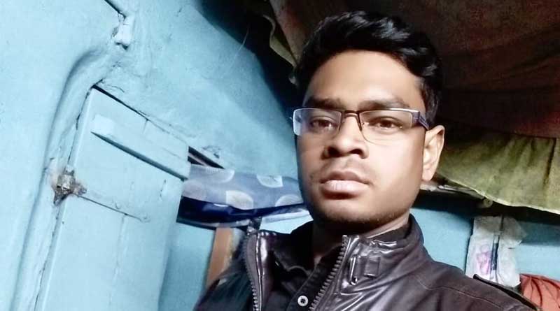 A school teacher of Balurghat commits suicide on thursday night