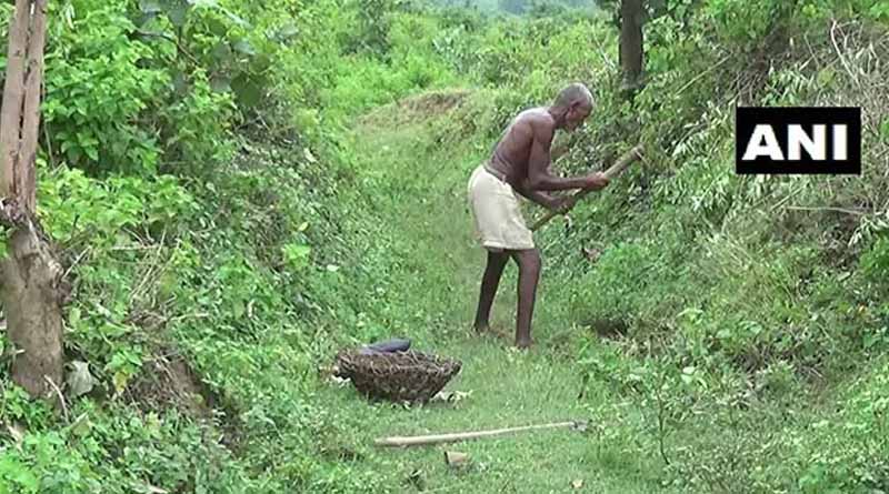 Anand Mahindra Gifting Tractor to Bihar Man Who Dug 3 Km-long Canal Shows Power of Social Media‌ | Sangbad Pratidin