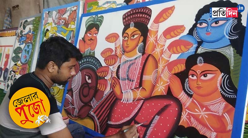 An example of harmony, Durga is appearing in the picture with Azizul's brush | Sangbad Pratidin