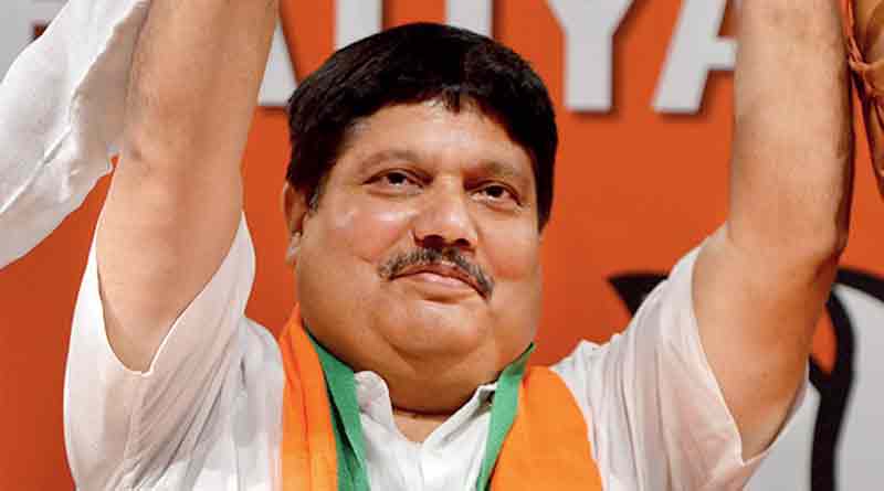 BJP MP Arjun Singh sparks speculation with 'philosophical' tweet | Sangbad Pratidin