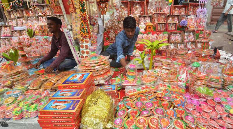 Record Diwali sales of Rs 72,000 crore despite boycott calls for Chinese goods | Sangbad Pratidin