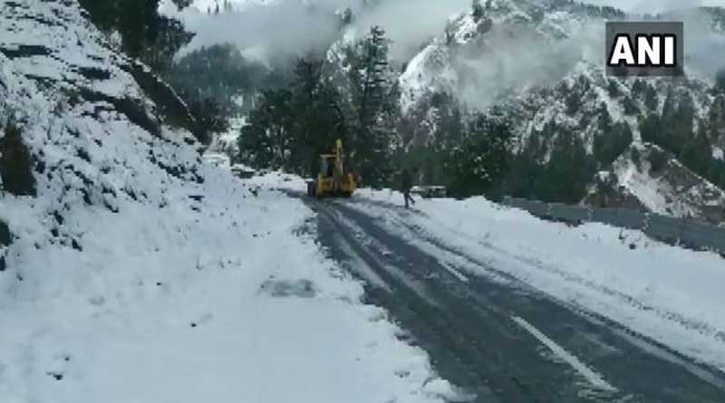Avalanche Hits Army Post in J&K’s Kupwara, One killed | Sangbad Pratidin