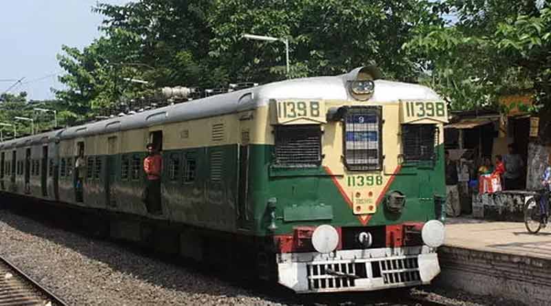 Joint Entrance Examination: Students can ride Staff Special Train on Saturday | Sangbad Pratidin