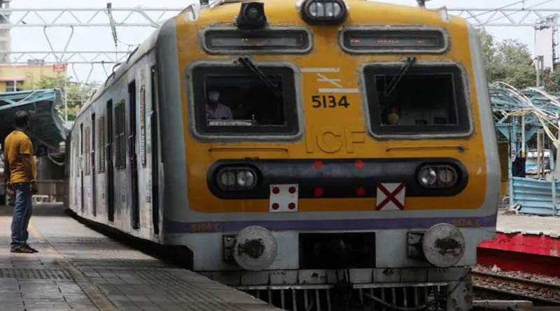 No staff special train will be running from Wednesday, employees are unhappy with the decision of Rail| Sangbad Pratidin