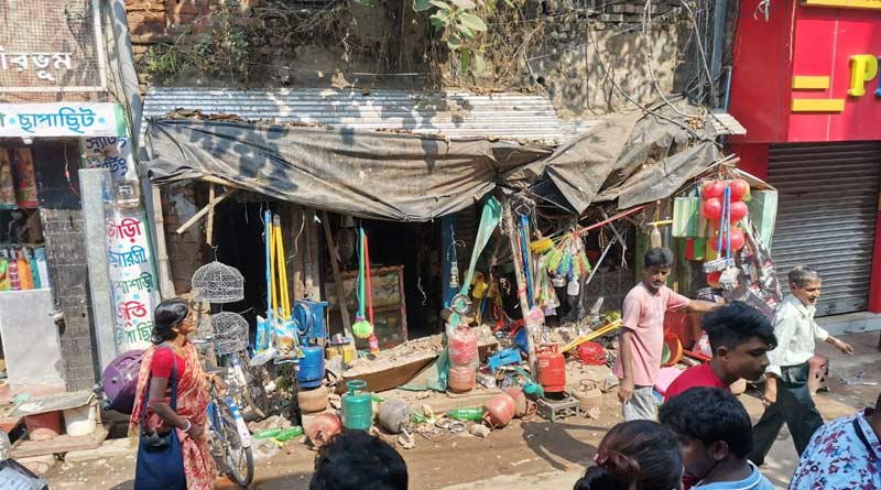 Building Collapse In Birbhum, one injured | Sangbad Pratidin