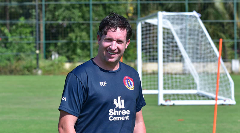 SC East Bengal coach Robbie Fowler clarifies coaching comment: I would never ever disrespect anyone | Sangbad Pratidin