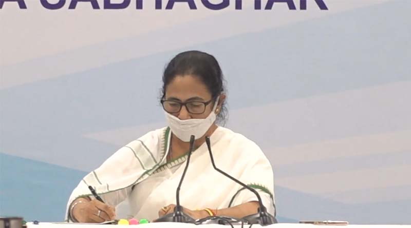 Bengal CM Mamata Bannerjee announces to give 3 percent DA in January, 2021 to state employees | Sangbad Pratidin