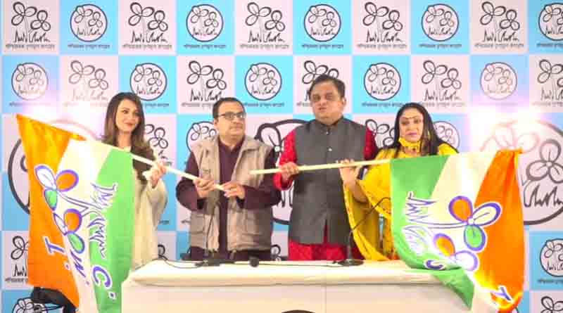 After Saurav Das bengali actress Koushani Mukherjee joins TMC | Sangbad Pratidin