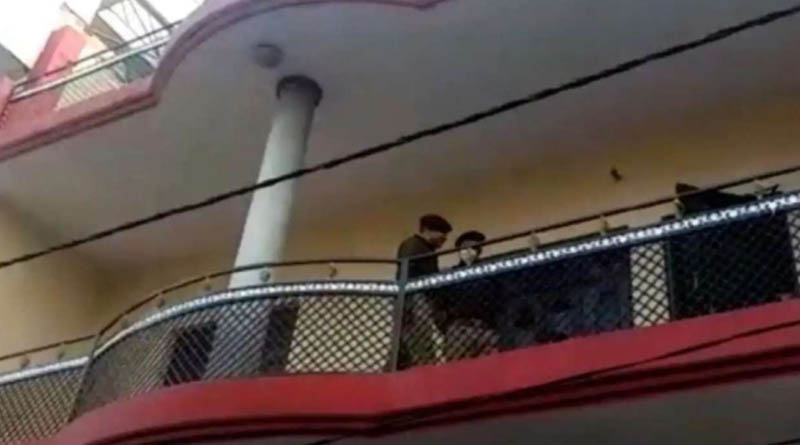 Haunted house? Residents hear strange sounds from wall | Sangbad Pratidin