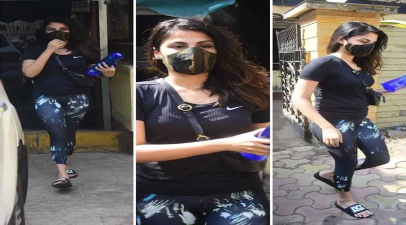 Rhea Chakraborty spotted Outside Gym, Warmly Greets Paparazzi | Sangbad Pratidin