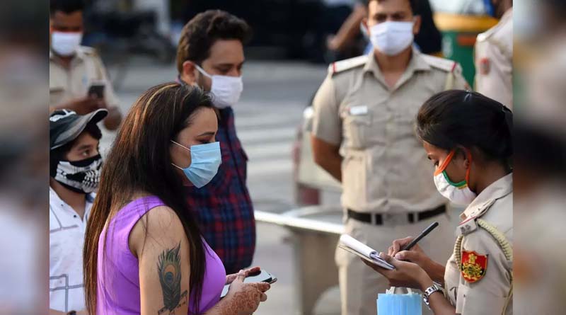 Mumbai police collect about fore crore rupees fine for not wearing mask in a month । Sangbad Pratidin