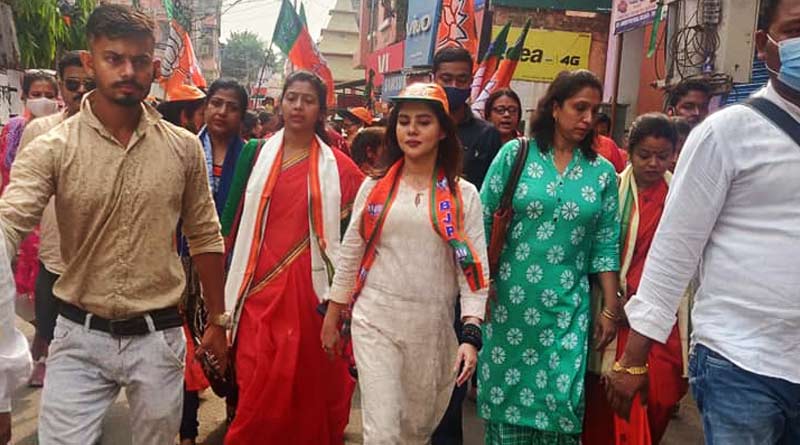 WB Assembly Elections 2021: Attack on BJP candidate Paayel Sarkar's Manager | Sangbad Pratidin