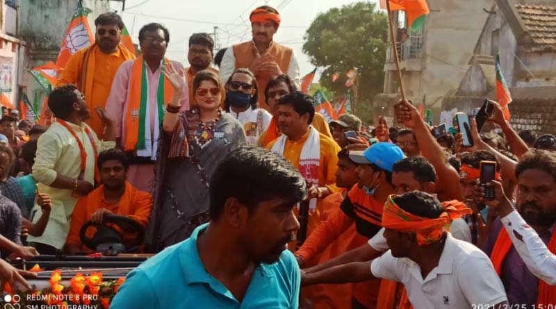 WB Elections 2021: Chaos at BJP Candidate Srabanti Chatterjee's road at Purulia's Raghunathpur | Sangbad Pratidin