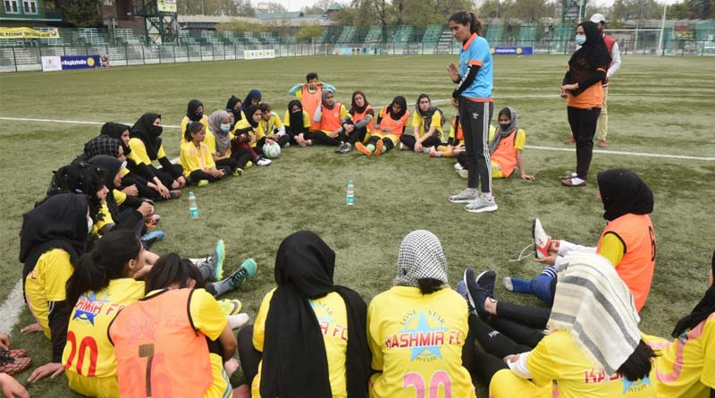 New ray of hope for Kashmiri Girls as Lonestar Kashmir FC Launch All-girls Club | Sangbad Pratidin